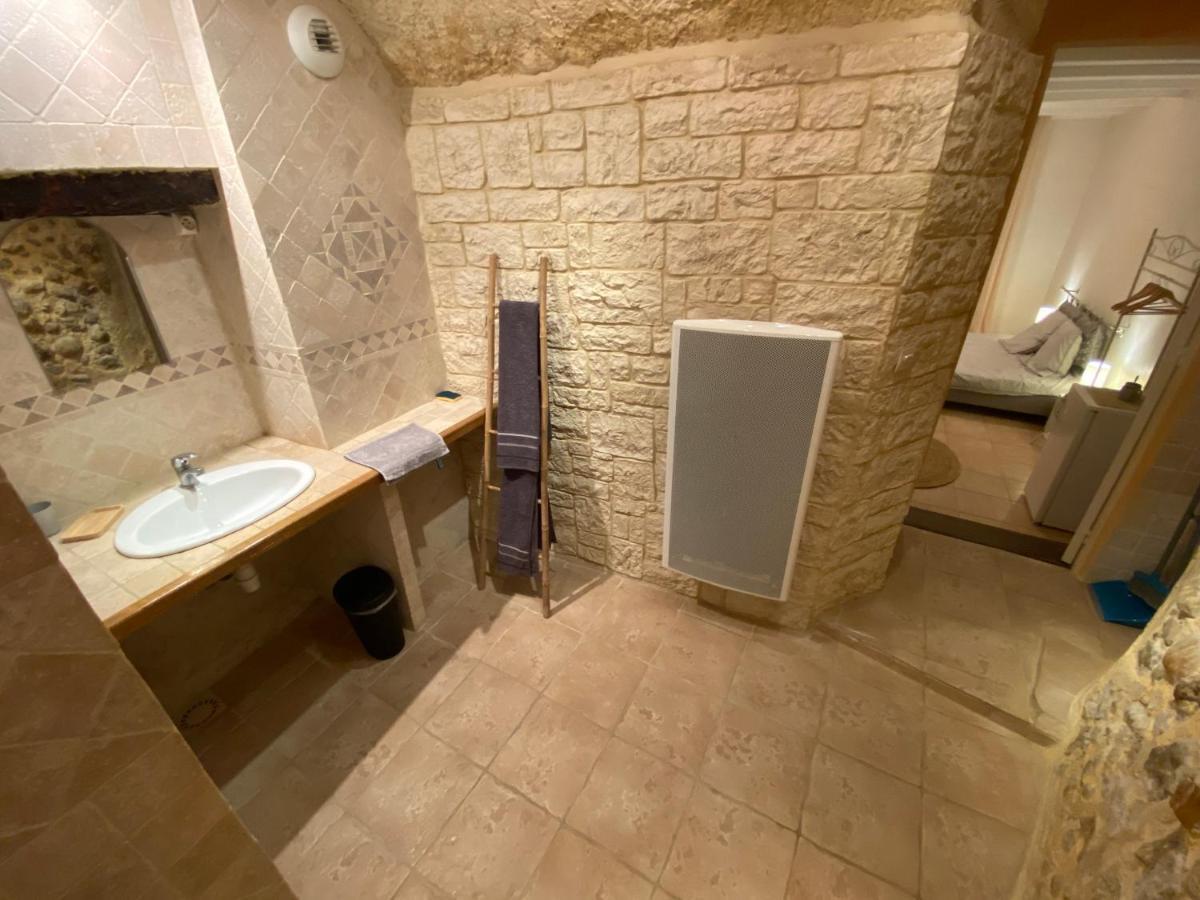 La Fontaine De Vinsobres Hotel ภายนอก รูปภาพ