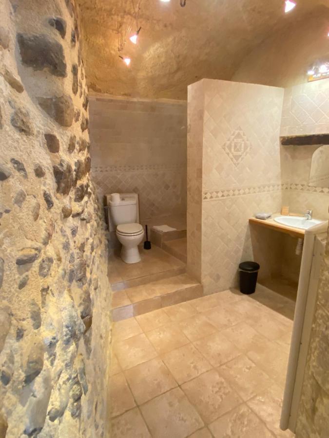 La Fontaine De Vinsobres Hotel ภายนอก รูปภาพ