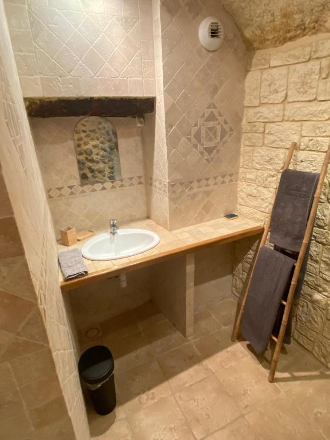 La Fontaine De Vinsobres Hotel ภายนอก รูปภาพ